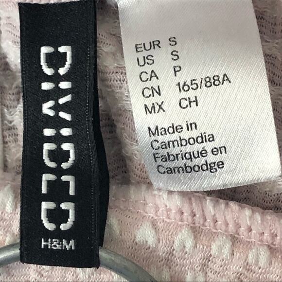 Divided H&M Pastel Pink Heart Embroidered Sleeveless Mock Neck Small Crop Top - Picture 7 of 10